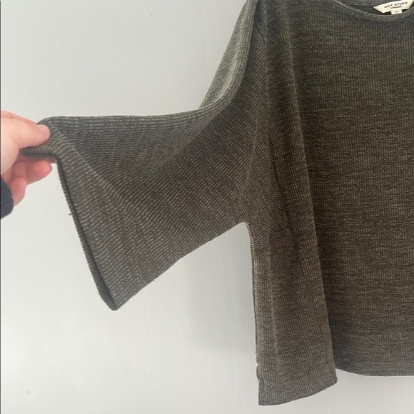 Max Studio Green Crew Neck Sweater Relaxed Fit Knit - Picture 3 of 6